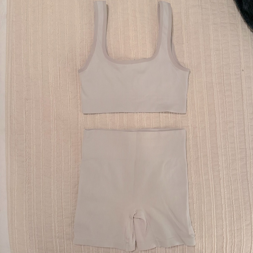 Athletic wear two-piece matching set